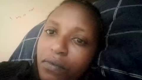 sweet_ebony001 online show from April 12, 2026, 12:32 pm