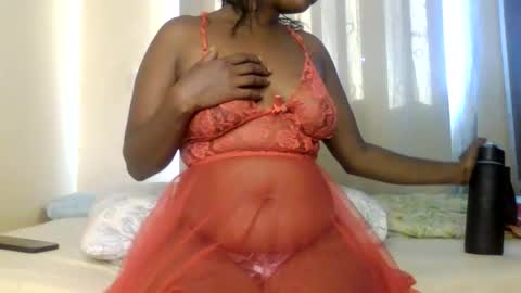 sweet_ebony001 online show from April 28, 2026, 12:32 pm