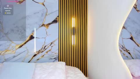 sweet_flame_ online show from September 16, 2025, 8:10 pm