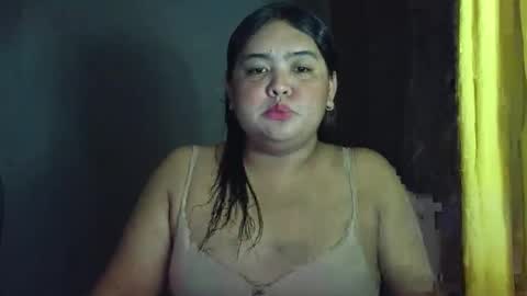 sweet_frex123 online show from May 17, 2026, 11:17 am