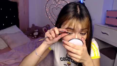 Hannah online show from July 25, 2026, 2:53 am