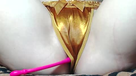 Snapshot of sweet_kitten25 chatting on June 5, 2026, 10:32 am Kitten online show from June 5, 2026, 10:32 am