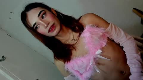 sweet_kyliexx online show from July 26, 2026, 2:53 am