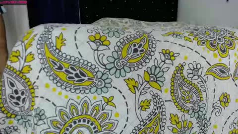 Snapshot of sweet_lady_16 chatting on October 9, 2025, 3:04 am Lady online show from October 9, 2025, 3:04 am