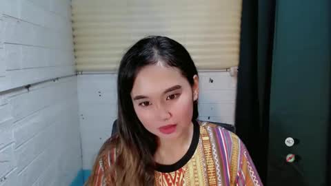 Snapshot of sweet_laika chatting on January 5, 2025, 2:17 am LAIKA online show from January 5, 2025, 2:17 am