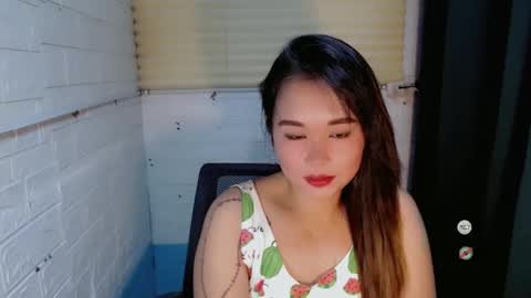 Snapshot of sweet_laika chatting on February 4, 2025, 6:36 am LAIKA online show from February 4, 2025, 6:36 am