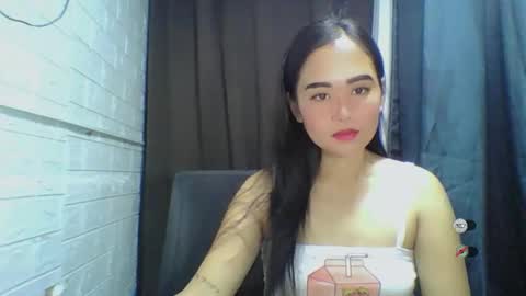 Snapshot of sweet_laika chatting on October 6, 2025, 1:14 am LAIKA online show from October 6, 2025, 1:14 am