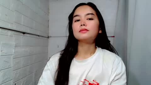 LAIKA online show from July 28, 2026, 1:56 am