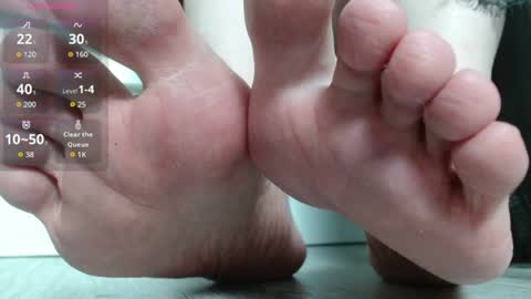 sweet_lilbunny online show from July 28, 2026, 5:12 pm