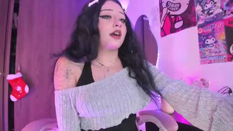 sweet_lilly_sweet online show from February 16, 2025, 1:36 am