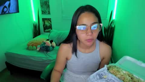 Lina online show from March 22, 2026, 12:47 am