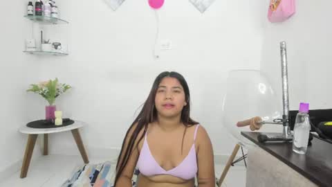 sweet_litle online show from July 28, 2026, 3:21 pm