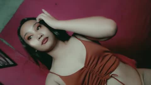 Snapshot of sweet_lover5 chatting on March 9, 2025, 5:44 am SWEET LOVE online show from March 9, 2025, 5:44 am