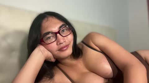 Maria Stella online show from April 17, 2026, 11:30 pm