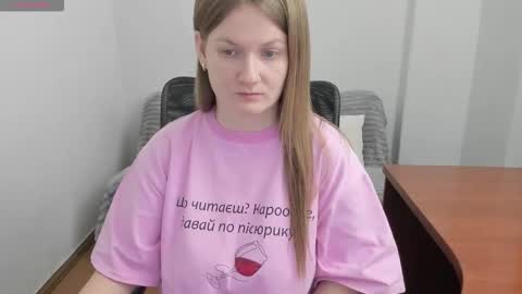 Mila online show from February 25, 2026, 6:17 pm