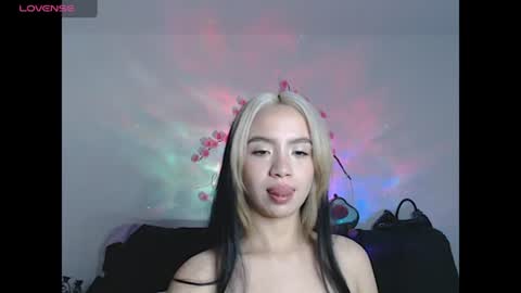 sweet molly420 online show from June 11, 2026, 11:03 pm