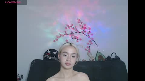 sweet molly420 online show from June 18, 2026, 10:25 pm