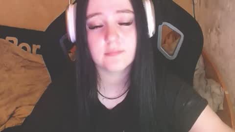 Snapshot of sweet_my_dream chatting on February 4, 2026, 3:51 pm sweet_my_dream online show from February 4, 2026, 3:51 pm