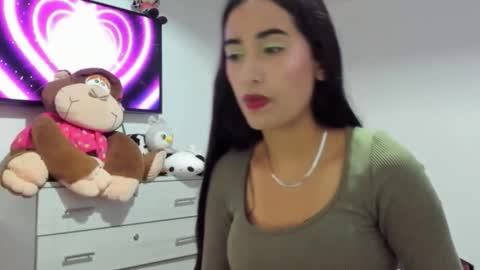 Nhaomy online show from February 3, 2026, 3:48 am