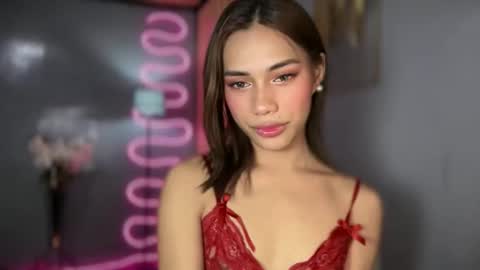 Snapshot of sweet_nikki03 chatting on May 17, 2026, 8:12 am sweet_nikki03 online show from May 17, 2026, 8:12 am