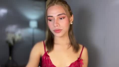 sweet_nikki03 online show from June 5, 2026, 3:02 am