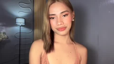 sweet_nikki03 online show from June 6, 2026, 10:20 am