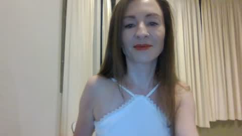 sweet_poeme online show from June 8, 2026, 12:16 pm
