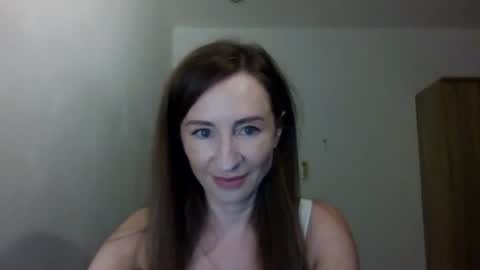 sweet_poeme online show from July 5, 2026, 12:23 pm