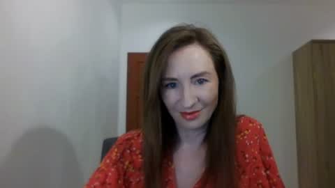 sweet_poeme online show from July 6, 2026, 12:13 pm