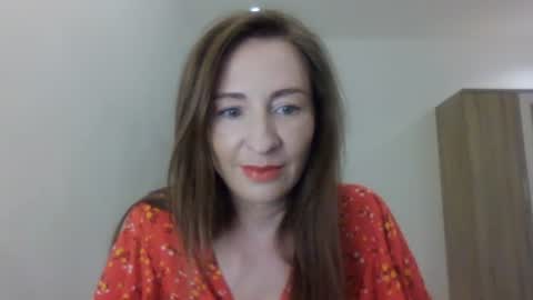 sweet_poeme online show from July 16, 2026, 1:39 pm