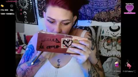 sweet_poison_666 online show from July 23, 2026, 10:29 pm