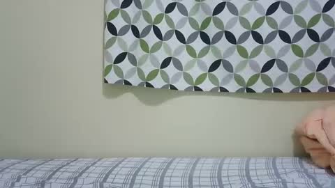 sweet_princess001 online show from September 18, 2025, 7:05 pm