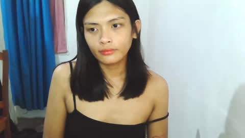 Snapshot of sweet_roela chatting on July 1, 2026, 2:40 pm sweet_roela online show from July 1, 2026, 2:40 pm