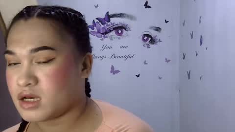 YOUR SWEET SHANTAL online show from March 5, 2025, 10:33 am