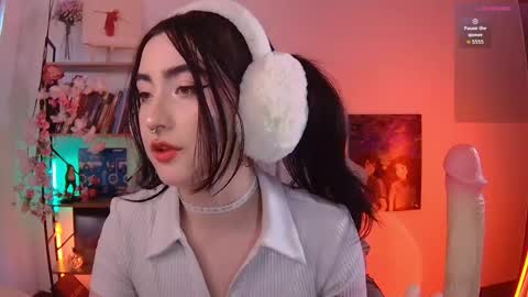Snapshot of sweet_shena chatting on May 21, 2026, 1:29 pm Shena online show from May 21, 2026, 1:29 pm