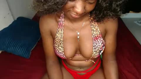 Snapshot of sweet_sherie chatting on March 28, 2026, 12:10 am ellanah Tracie online show from March 28, 2026, 12:10 am