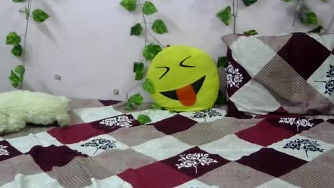 sweet_shivani online show from June 13, 2026, 4:32 am