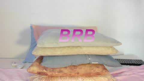 Snapshot of sweet_skiinny chatting on December 4, 2024, 2:48 pm Adeline online show from December 4, 2024, 2:48 pm