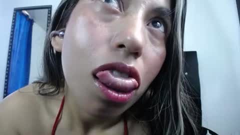 Adriana online show from July 1, 2026, 12:29 pm