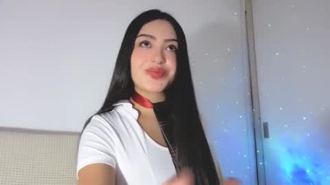 sweet_sophie_7 online show from March 14, 2026, 3:45 am