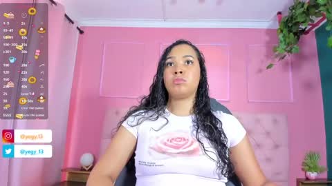 Snapshot of sweet_starxx chatting on May 13, 2026, 8:49 pm Yeileen online show from May 13, 2026, 8:49 pm