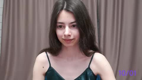 Snapshot of sweet_sweet_angel chatting on January 10, 2025, 6:28 pm Angel online show from January 10, 2025, 6:28 pm