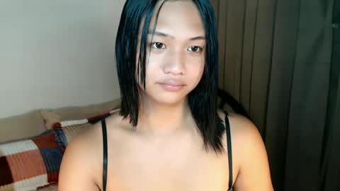 Snapshot of sweet_tenshi chatting on June 16, 2026, 3:42 am tenshi online show from June 16, 2026, 3:42 am