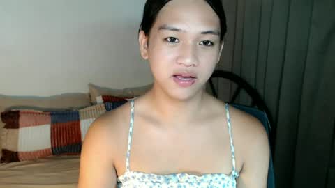 Snapshot of sweet_tenshi chatting on June 19, 2026, 3:38 pm tenshi online show from June 19, 2026, 3:38 pm