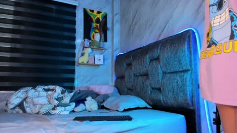 Snapshot of sweet_tits2 chatting on January 2, 2025, 6:34 pm Isabella online show from January 2, 2025, 6:34 pm