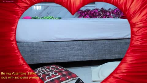 Snapshot of sweet_tits2 chatting on February 13, 2025, 11:26 pm Isabella online show from February 13, 2025, 11:26 pm