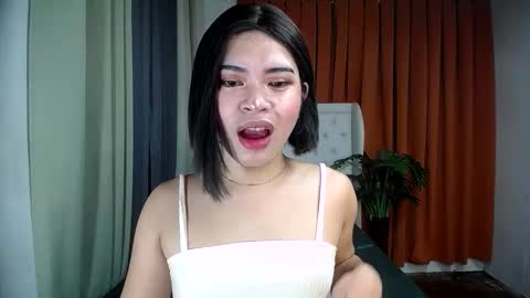 sweet_trexie online show from April 9, 2026, 7:30 pm