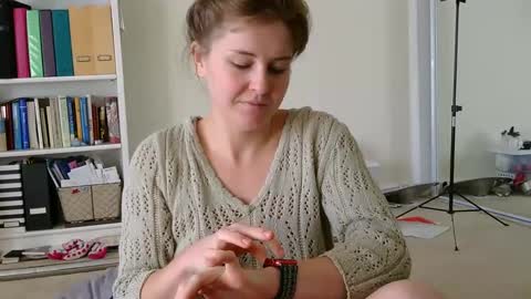 Snapshot of sweet_truffle chatting on December 30, 2024, 5:44 pm Heidi Brenner - Please check bio for schedule FAQ online show from December 30, 2024, 5:44 pm