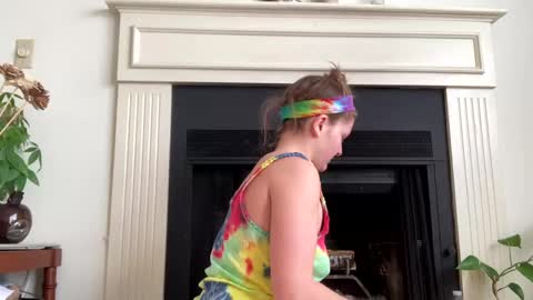 Snapshot of sweet_truffle chatting on January 20, 2025, 2:25 pm Heidi Brenner - Please check bio for schedule FAQ online show from January 20, 2025, 2:25 pm