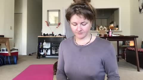 Heidi Brenner - Please check bio for schedule  FAQ online show from June 4, 2026, 12:33 pm